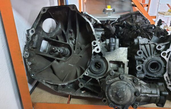 Honda crv 4 çeker manuel çıkma şanzıman