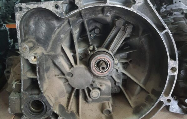 Ford fiesta 1.4 tdci manuel çıkma şanzıman